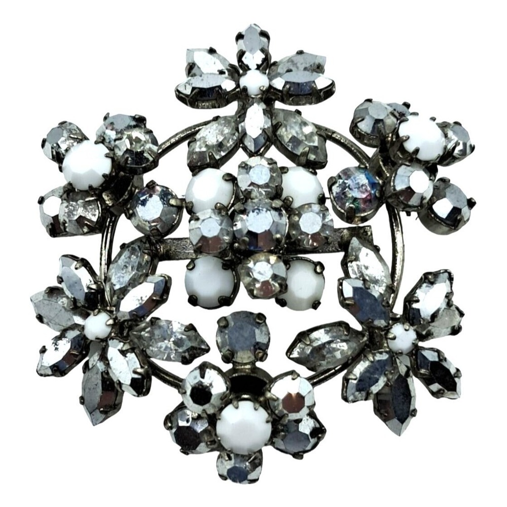 Vintage Austria Rhinestone Brooch Silver Aurum Opaque White Signed Jewelry
